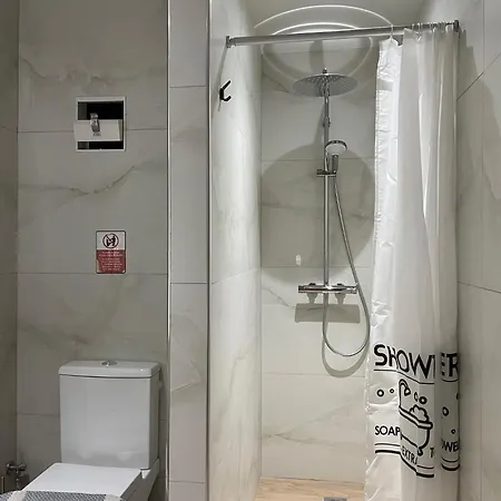 San Remo Hostel-3